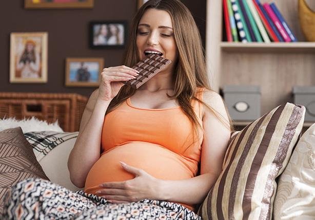 أضرار الشوكولاتة للحامل في الشهور الأولى من الحمل وبعض فوائدها للحامل