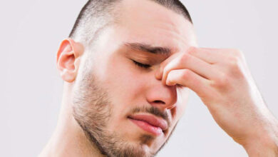 صداع الجيوب الانفية ما هي اسبابه واعراضه وما هي وسائل العلاج ؟